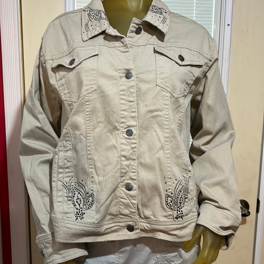 Distinct Jacket